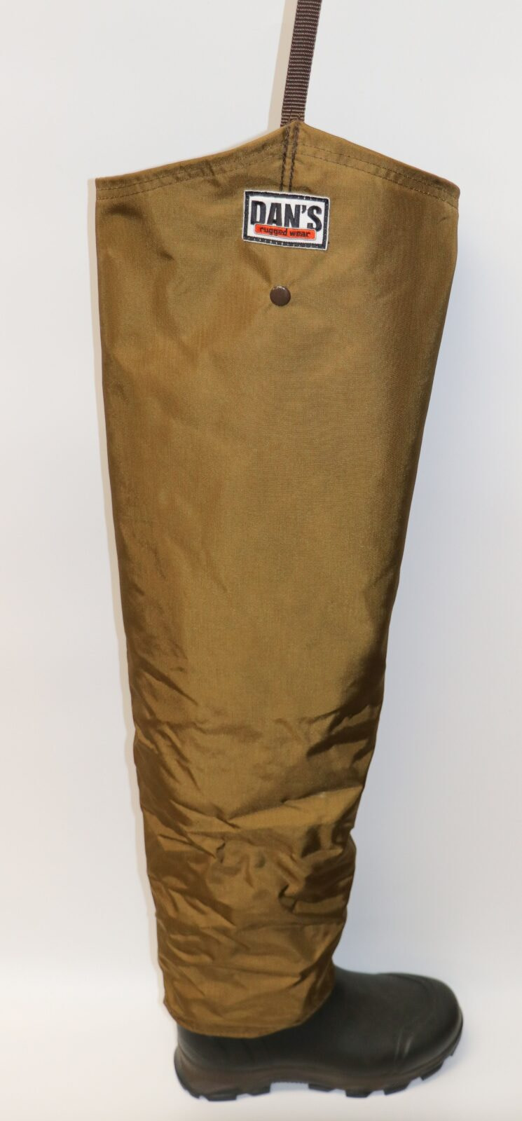 dans hip waders